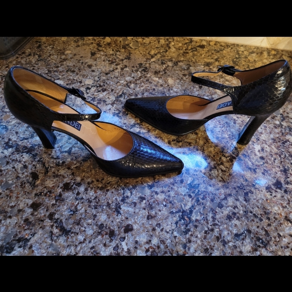 Casadei Heels Size 9 - Picture 15 of 16